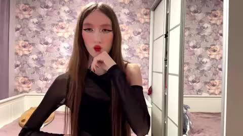 Snapshot of nyxora chatting on 02-01-26, 02:15 Mary online show from 02-01-26, 02:15