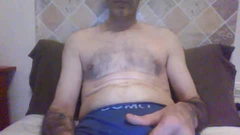 Snapshot of obedienteparatii chatting on 09-20-25, 04:41 sumiso cam online show from 09-20-25, 04:41