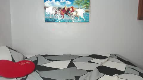 Snapshot of obsidias_slut6969 chatting on 10-24-25, 10:44 Miss Sidiaget one of my socials and lets plan our meet up there HATE CHEAP GUYS online show from 10-24-25, 10:44