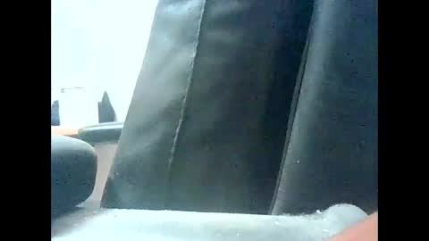 Snapshot of occhio00 chatting on 01-07-25, 06:56 occhio00 online show from 01-07-25, 06:56