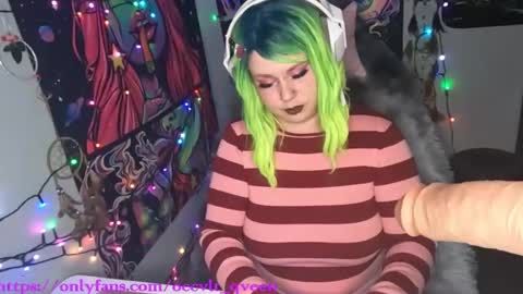 occvlt qveen online show from 02-06-25, 12:11