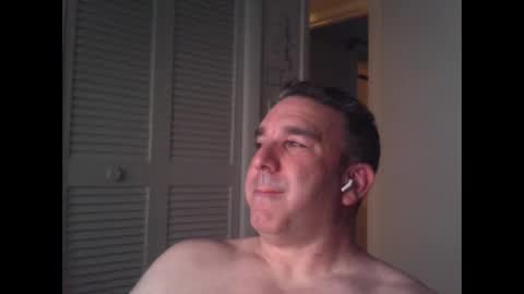 Snapshot of oceanmanx chatting on 12-02-24, 07:36 Ocean online show from 12-02-24, 07:36