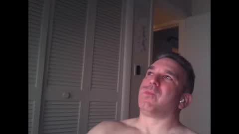 Snapshot of oceanmanx chatting on 12-21-24, 05:47 Ocean online show from 12-21-24, 05:47