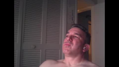Snapshot of oceanmanx chatting on 12-27-24, 05:42 Ocean online show from 12-27-24, 05:42