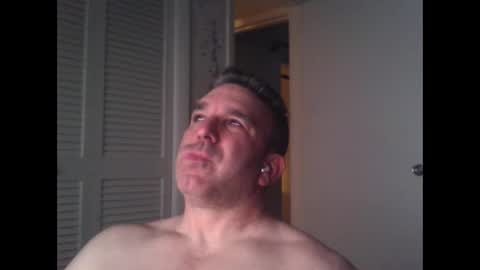 Snapshot of oceanmanx chatting on 01-03-25, 06:33 Ocean online show from 01-03-25, 06:33
