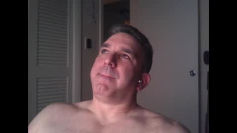 Snapshot of oceanmanx chatting on 01-17-25, 03:12 Ocean online show from 01-17-25, 03:12