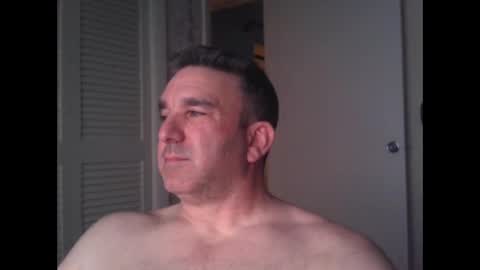 Snapshot of oceanmanx chatting on 01-25-25, 04:02 Ocean online show from 01-25-25, 04:02