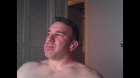 Snapshot of oceanmanx chatting on 02-09-25, 06:43 Ocean online show from 02-09-25, 06:43