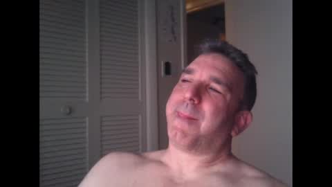Snapshot of oceanmanx chatting on 02-12-25, 02:35 Ocean online show from 02-12-25, 02:35