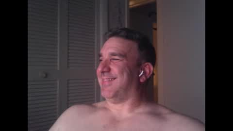 Snapshot of oceanmanx chatting on 02-16-25, 04:20 Ocean online show from 02-16-25, 04:20