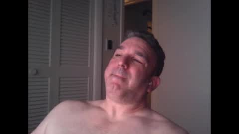 Snapshot of oceanmanx chatting on 02-26-25, 02:37 Ocean online show from 02-26-25, 02:37