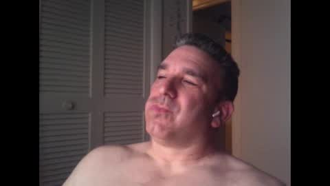Snapshot of oceanmanx chatting on 02-27-25, 03:58 Ocean online show from 02-27-25, 03:58