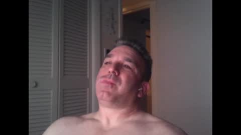 Snapshot of oceanmanx chatting on 02-28-25, 04:54 Ocean online show from 02-28-25, 04:54