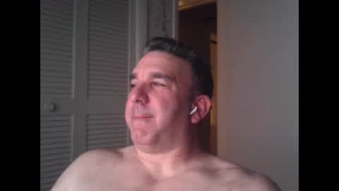Snapshot of oceanmanx chatting on 03-03-25, 04:36 Ocean online show from 03-03-25, 04:36