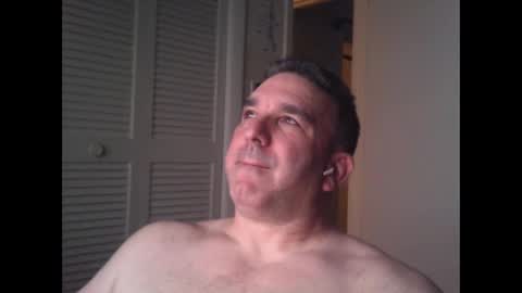 Snapshot of oceanmanx chatting on 03-08-25, 03:50 Ocean online show from 03-08-25, 03:50