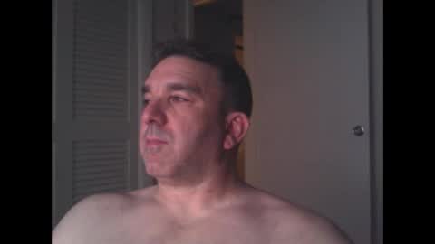 Snapshot of oceanmanx chatting on 03-12-25, 02:52 Ocean online show from 03-12-25, 02:52