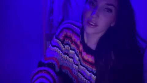 A L A R A  online show from 11-10-25, 03:16