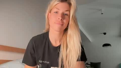 ocicatcat online show from 04-14-26, 10:10