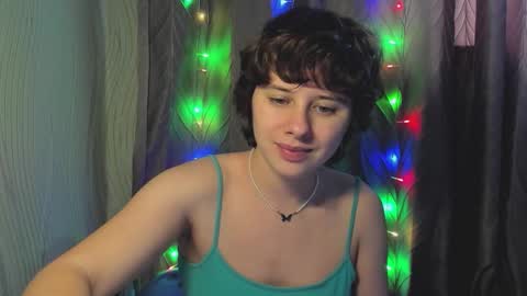 Evie online show from 11-03-25, 11:11