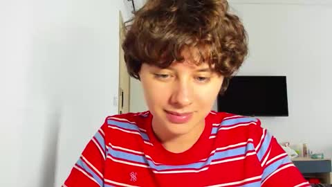 Evie online show from 03-10-26, 06:18