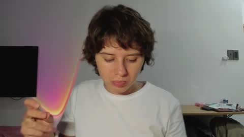 Evie online show from 05-07-26, 02:00