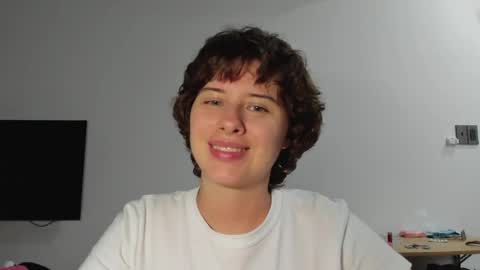 Evie online show from 05-08-26, 02:33