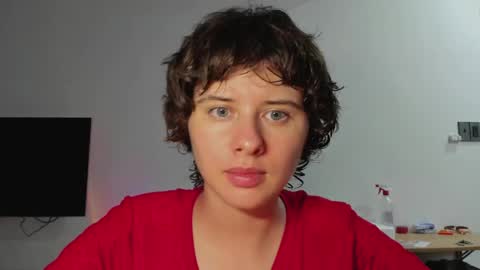 Evie online show from 05-20-26, 02:45