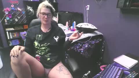 Oddy With A Body online show from 02-19-26, 07:15