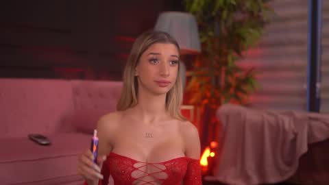 Odette online show from 11-30-25, 06:17