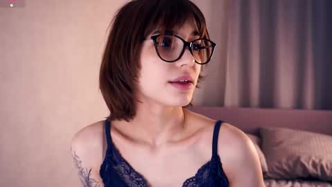 Thea online show from 11-17-25, 07:08