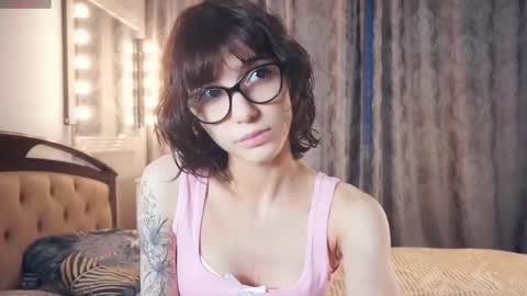 Thea online show from 01-18-26, 05:33