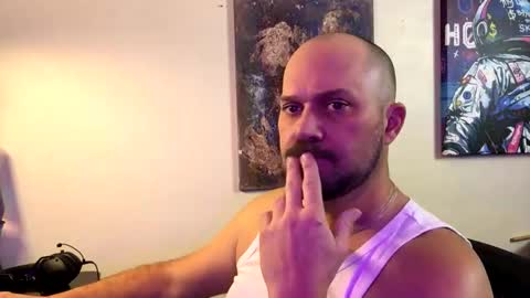 Snapshot of odinstone chatting on 04-15-26, 07:58 Odin Stone online show from 04-15-26, 07:58