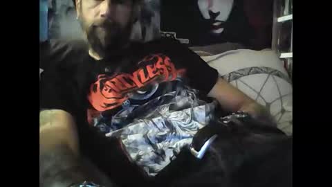 Snapshot of oedipe666 chatting on 12-22-24, 07:21 oedipe666cam online show from 12-22-24, 07:21