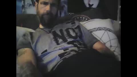 Snapshot of oedipe666 chatting on 02-03-25, 07:10 oedipe666cam online show from 02-03-25, 07:10