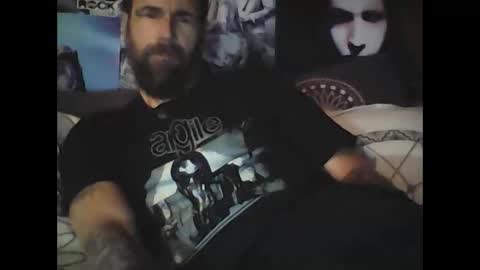 Snapshot of oedipe666 chatting on 02-10-25, 04:04 oedipe666cam online show from 02-10-25, 04:04