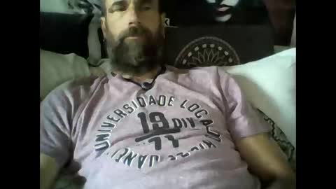 Snapshot of oedipe666 chatting on 09-17-25, 01:24 oedipe666cam online show from 09-17-25, 01:24