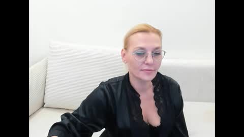oeigesmik online show from 04-09-26, 10:53