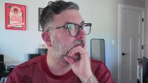 Office Dad online show from 09-11-25, 05:57