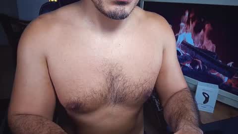 officeman7 online show from 12-11-24, 08:28