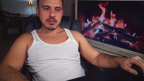 officeman7 online show from 01-30-25, 04:34