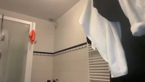 officialmee04 online show from 02-06-26, 03:37