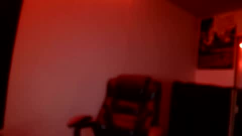 Snapshot of officialmoneyxxx chatting on 02-24-26, 02:42 Money online show from 02-24-26, 02:42