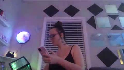 officialstormix online show from 04-12-26, 02:05