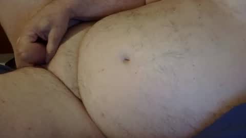 Snapshot of offsides10 chatting on 09-21-25, 02:57 WantsToTryACouple online show from 09-21-25, 02:57