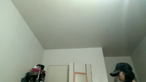 Lit en Cama online show from 03-12-25, 09:13