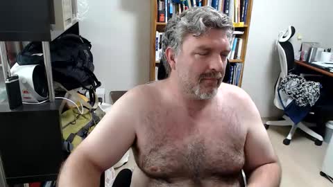 Woman message me men do not make demands and dont ask for pm only ladies. online show from 05-19-26, 02:29