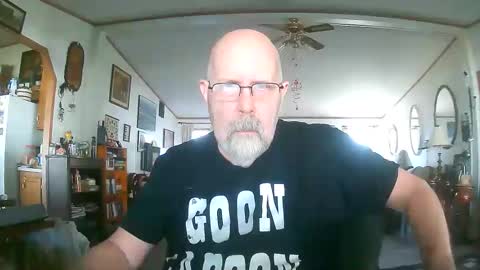 Snapshot of ogusmaximus chatting on 10-15-25, 08:20 Formerly Justlust online show from 10-15-25, 08:20