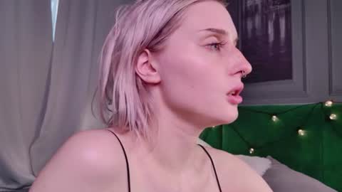 Lily online show from 07-11-26, 02:20