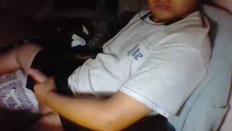 Snapshot of oh_hell_naw chatting on 12-17-25, 03:01 oh_hell_naw online show from 12-17-25, 03:01