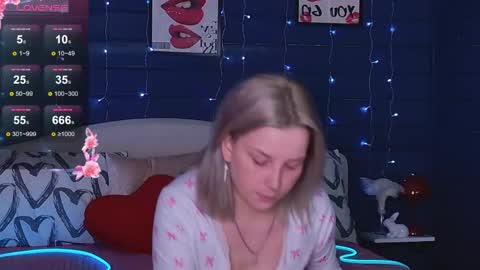 oh_my_julia online show from 05-19-26, 02:18